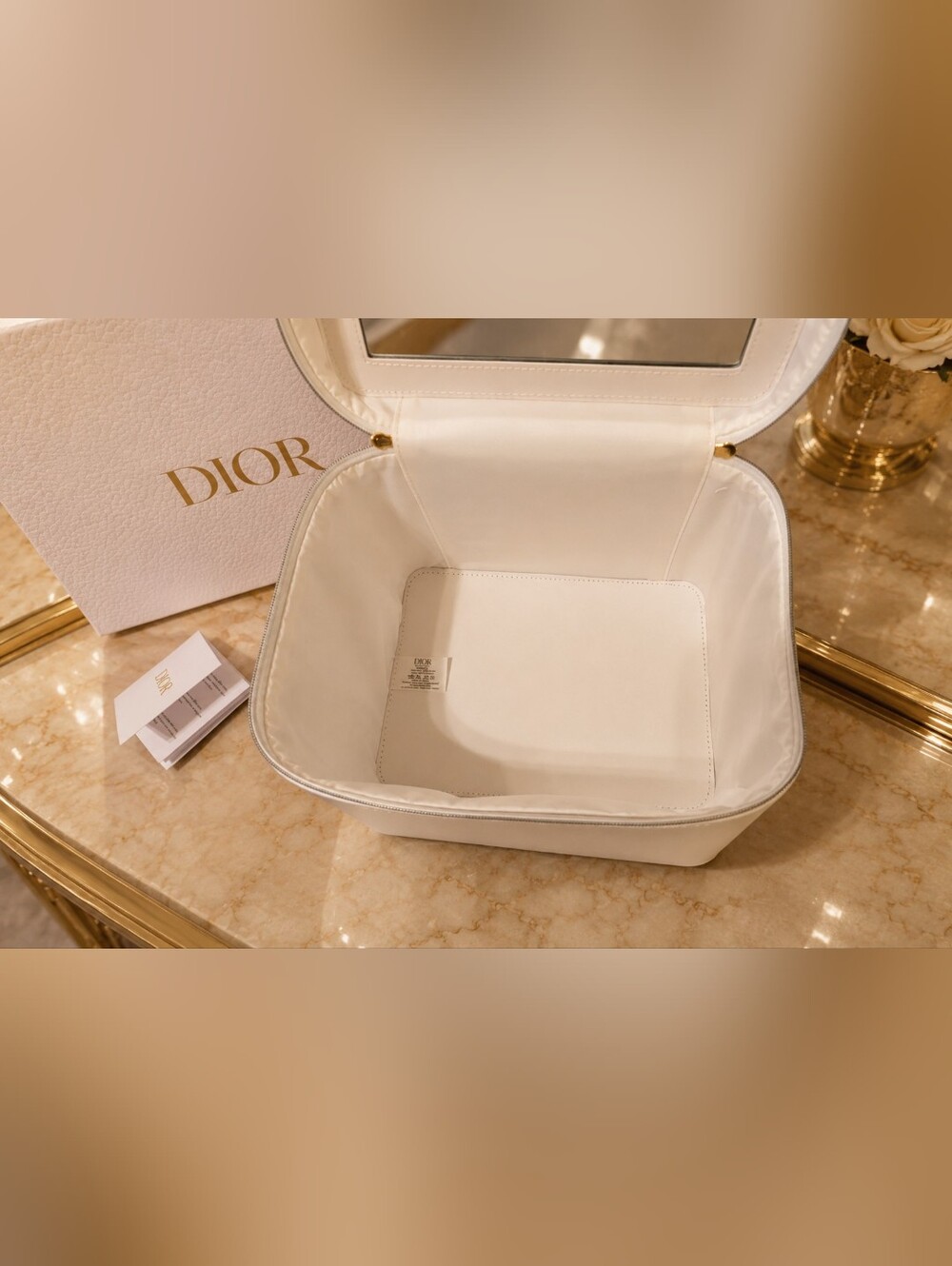 Authentic DIOR Luxury Cosmetic Train Case  – White With Gold Hardware - NWT - Picture 4 of 10